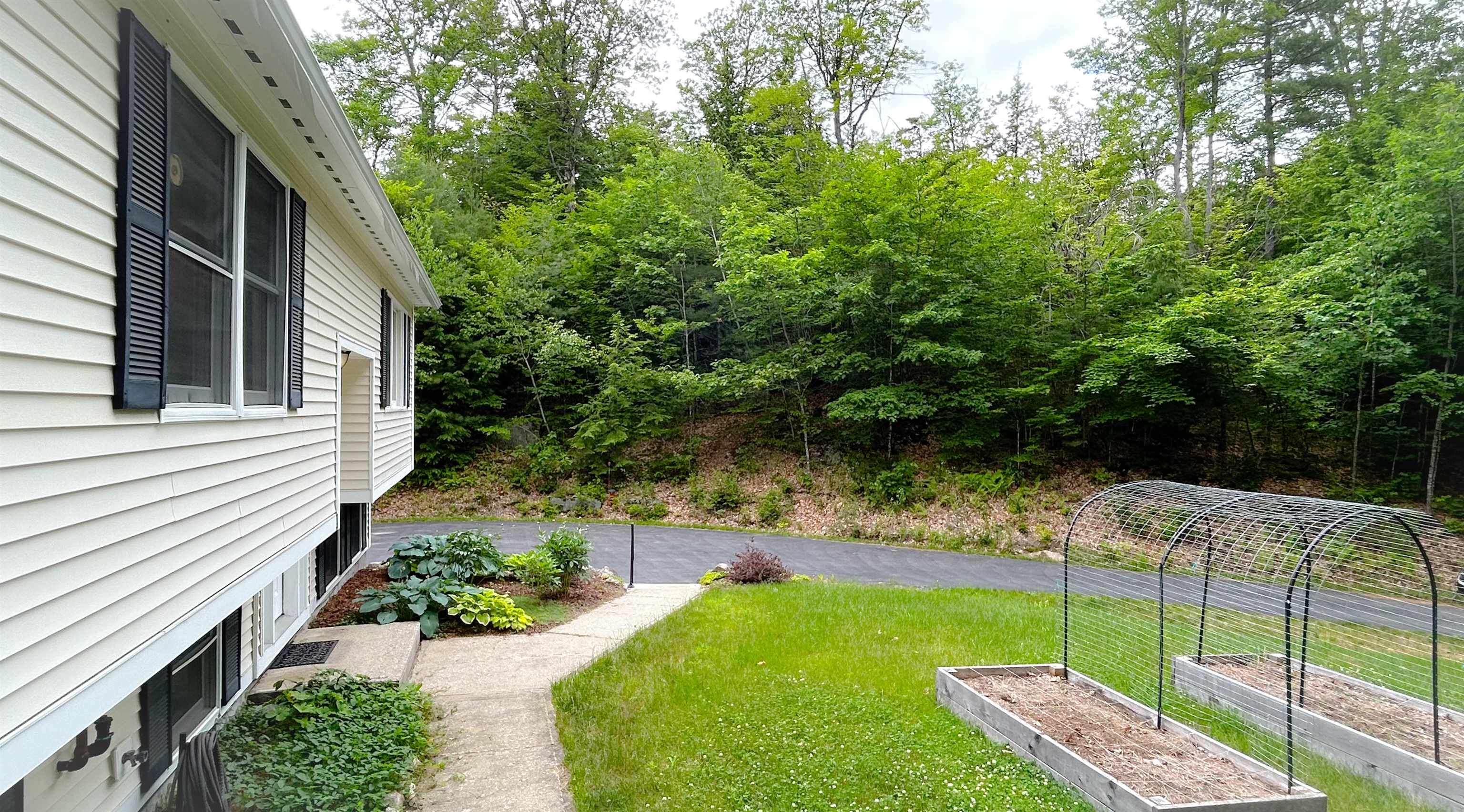 Wilmot, New Hampshire 03287, United States, 3 Bedrooms Bedrooms, ,2 BathroomsBathrooms,Residential,Pending,157477