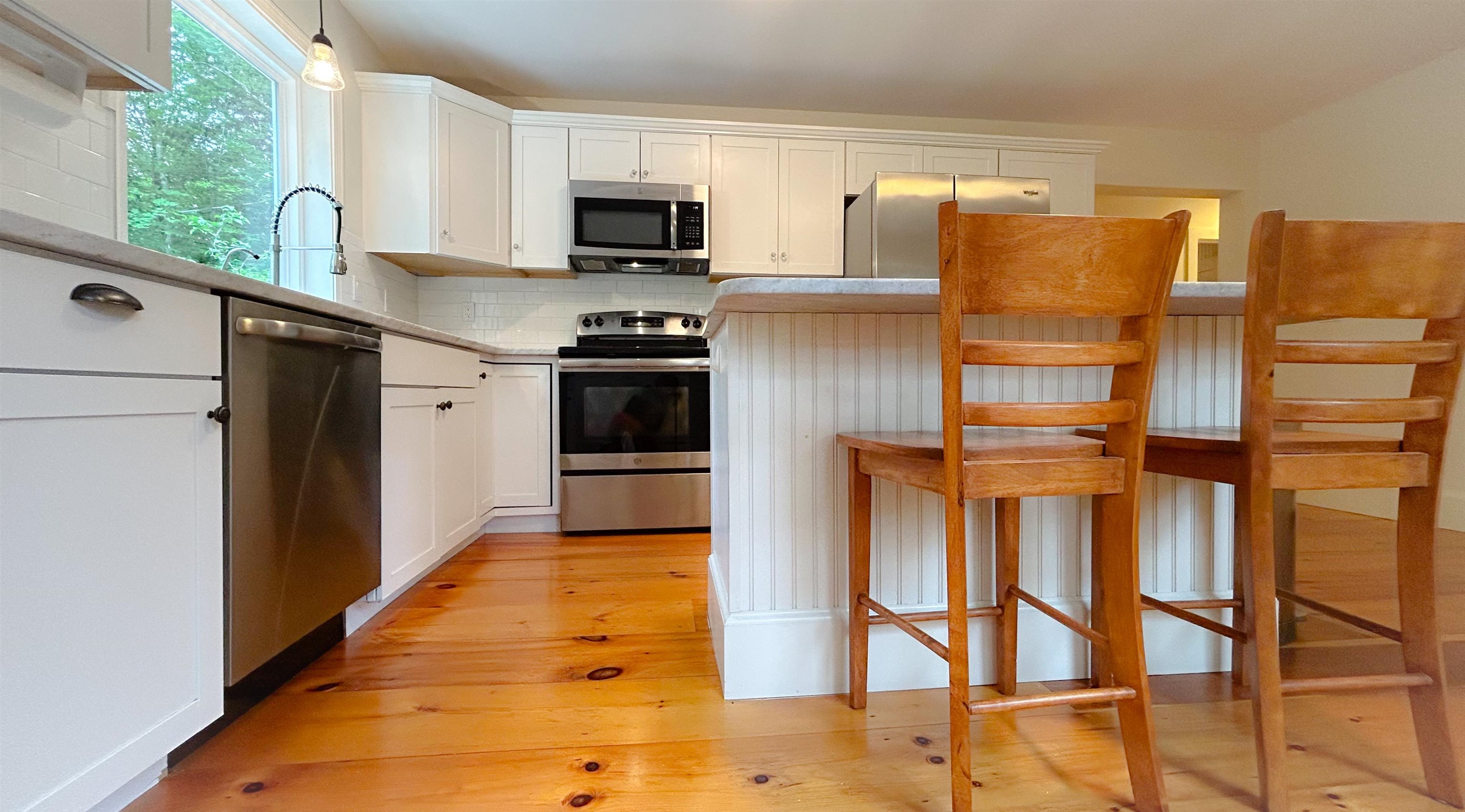 Wilmot, New Hampshire 03287, United States, 3 Bedrooms Bedrooms, ,2 BathroomsBathrooms,Residential,Pending,157477