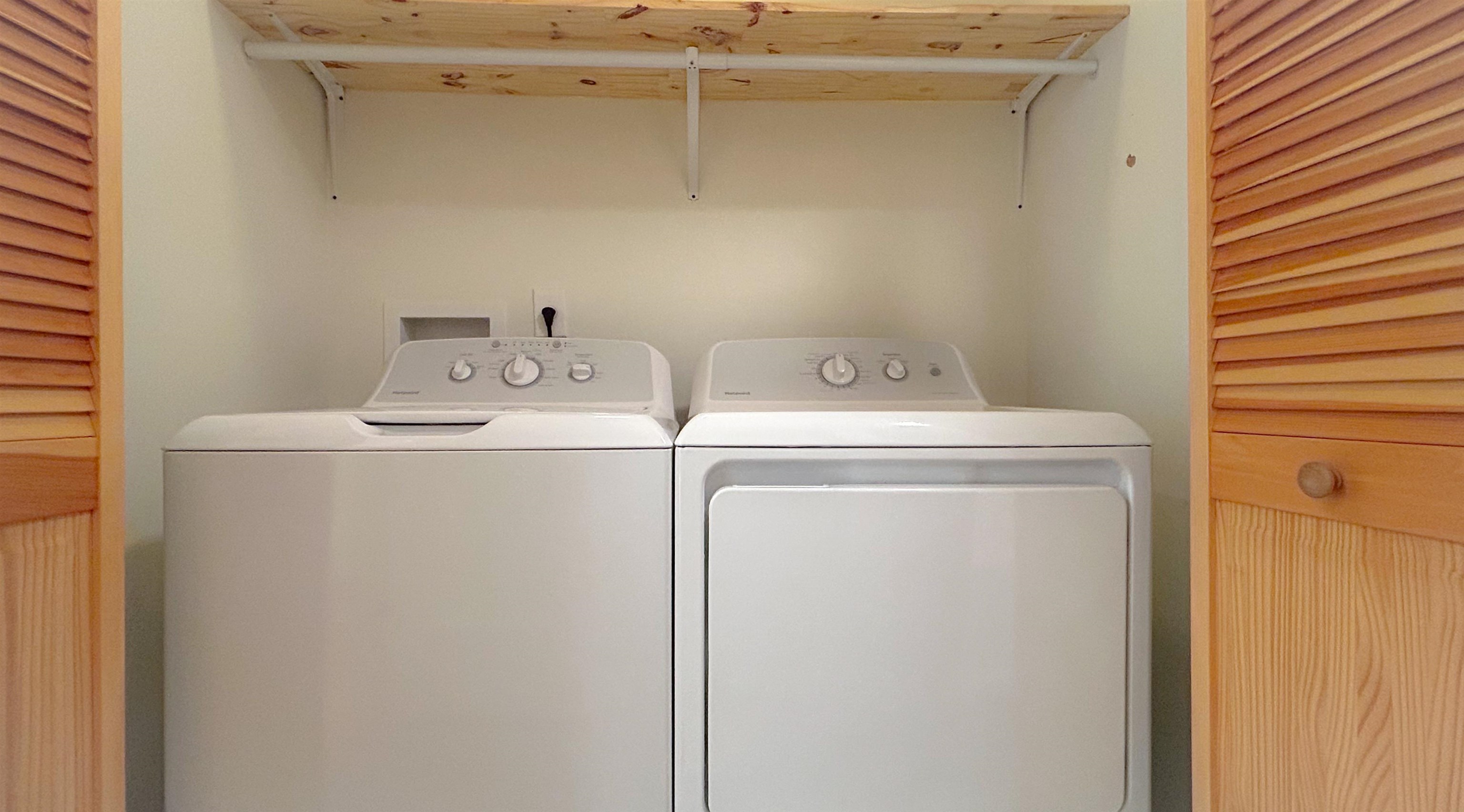 Wilmot, New Hampshire 03287, United States, 3 Bedrooms Bedrooms, ,2 BathroomsBathrooms,Residential,Pending,157477