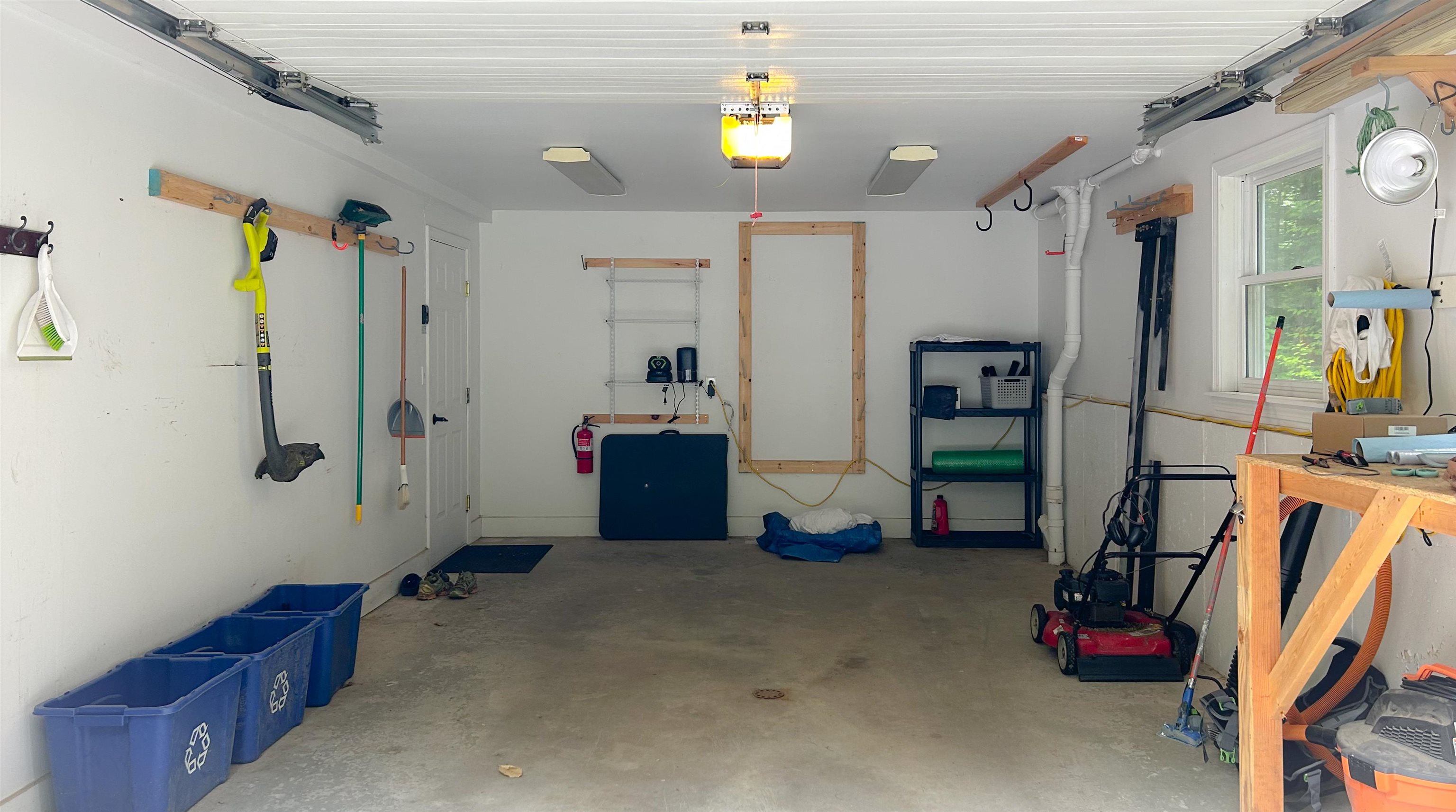 Wilmot, New Hampshire 03287, United States, 3 Bedrooms Bedrooms, ,2 BathroomsBathrooms,Residential,Pending,157477