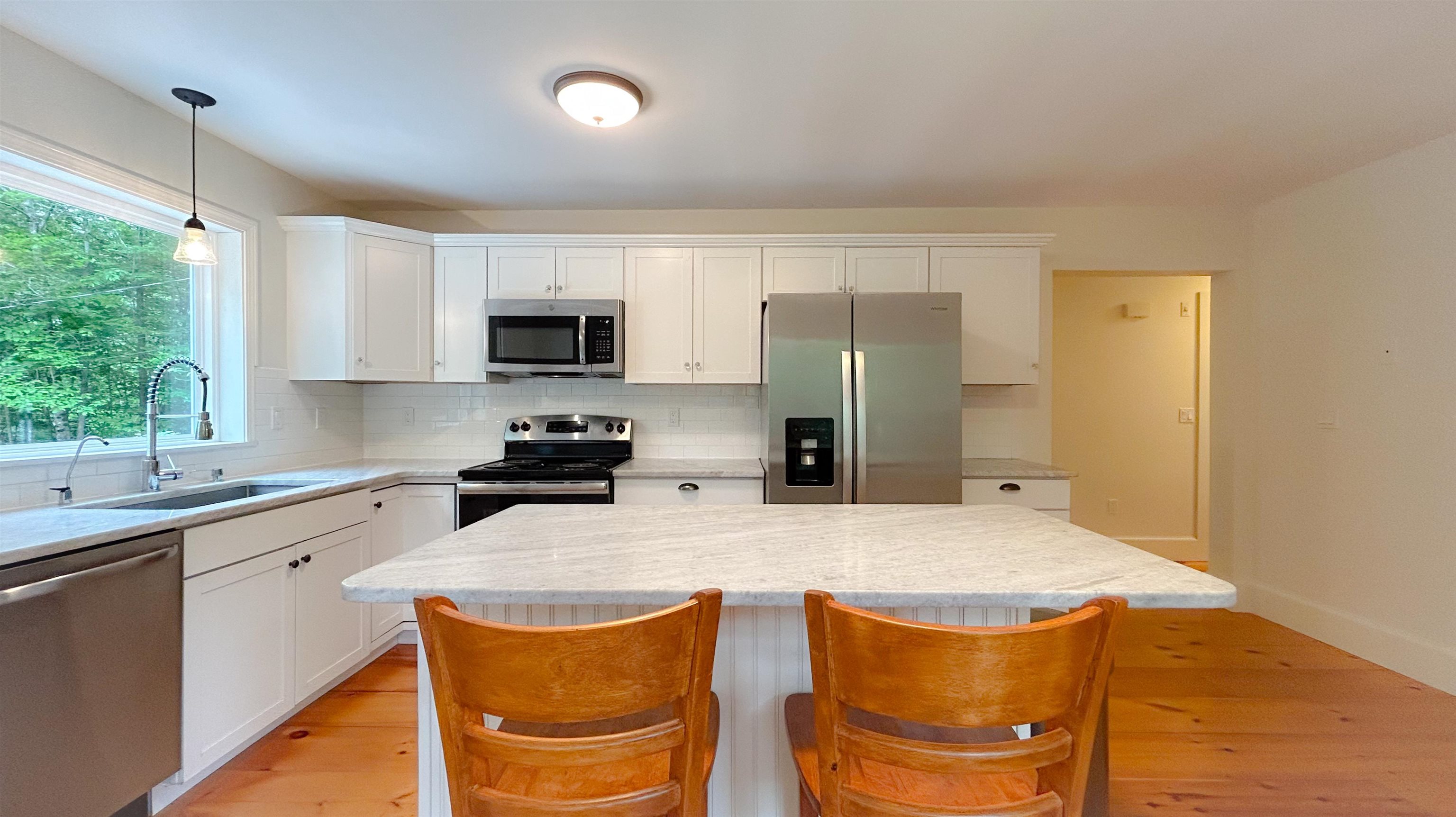 Wilmot, New Hampshire 03287, United States, 3 Bedrooms Bedrooms, ,2 BathroomsBathrooms,Residential,Pending,157477