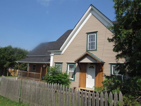 33 Vance Hill Road Newport Town VT 05857