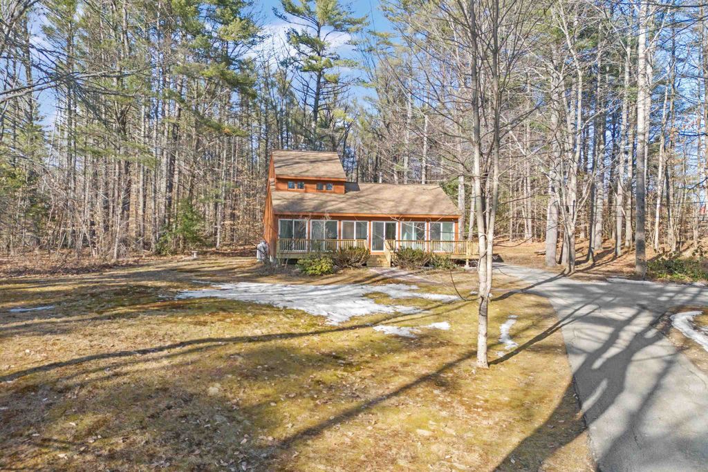 Photo of 120 Hooksett Turnpike, Concord, NH 03301 (MLS # 5081740)