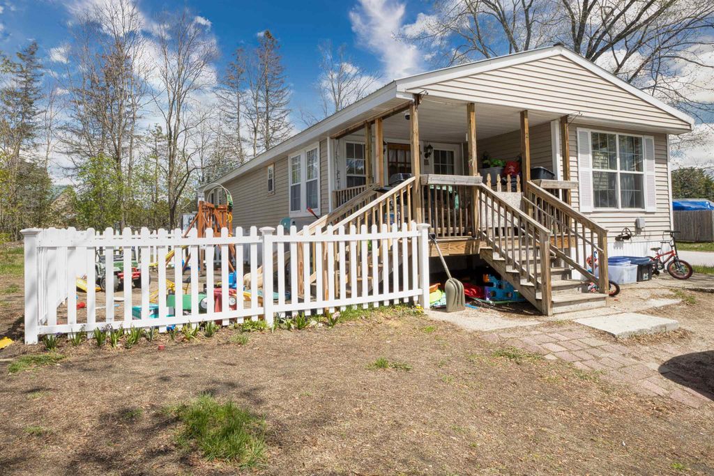 Photo of 2 Puritan Lane, Ossipee, NH 03814 (MLS # 5088289)