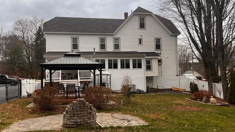 Photo of 292 Main Street, Fremont, NH 03044 (MLS # 5069469)