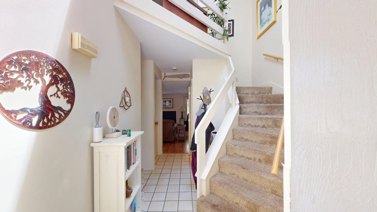 15 Pondview Drive
