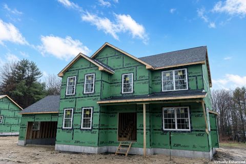 Photo of 684 Portland Street, Rochester, NH 03867 (MLS # 5084779)