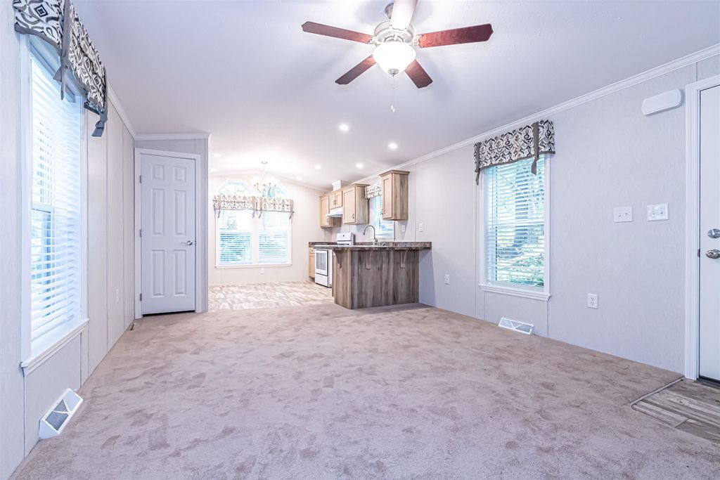 Photo of 15 Sullivan Drive, Allenstown, NH 03275 (MLS # 5049852)