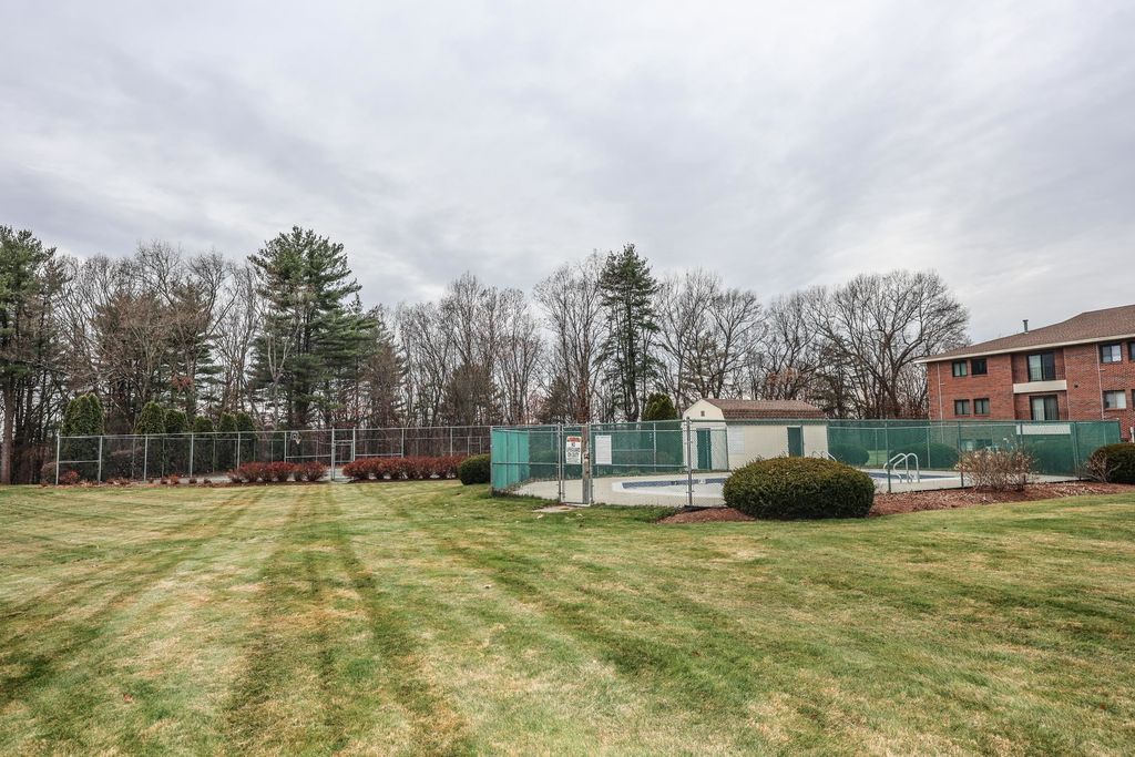 Photo of 434 Abbott Farm Lane #434, Hudson, NH 03051 (MLS # 5070766)