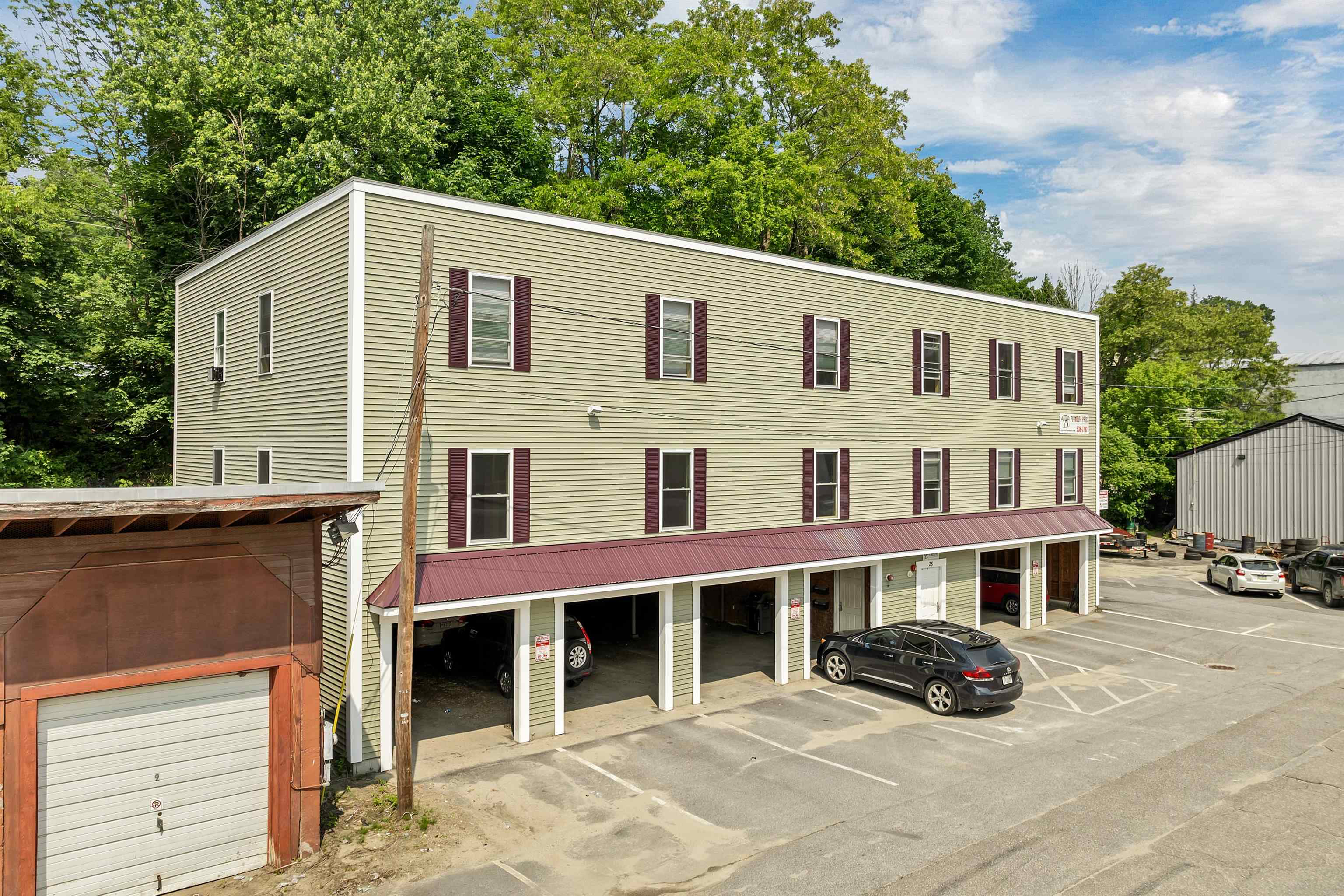 28, 29 & 42 Railroad & Main Square