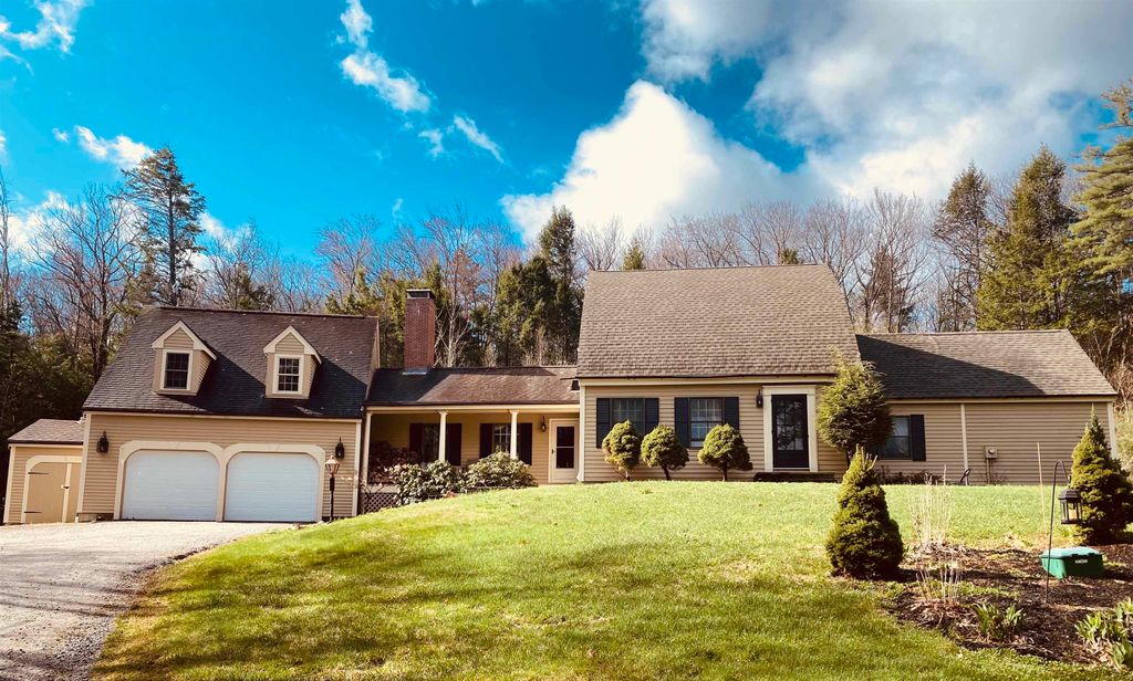 Photo of 1481 Bennington Road, Francestown, NH 03043 (MLS # 5078963)