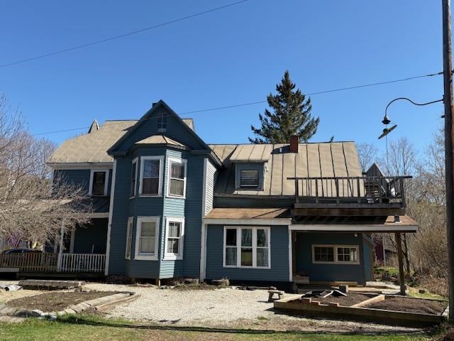 11 Maple Street