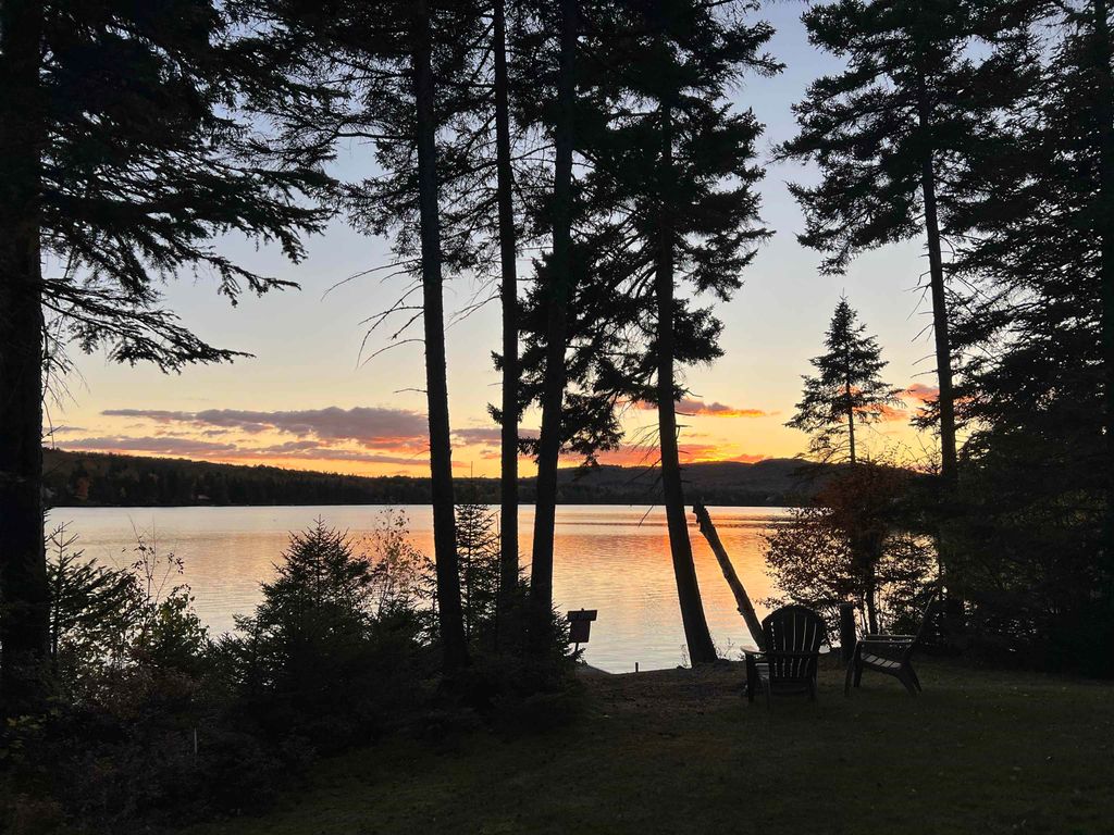 Photo of 521 Beach Road, Pittsburg, NH 03592 (MLS # 5064123)
