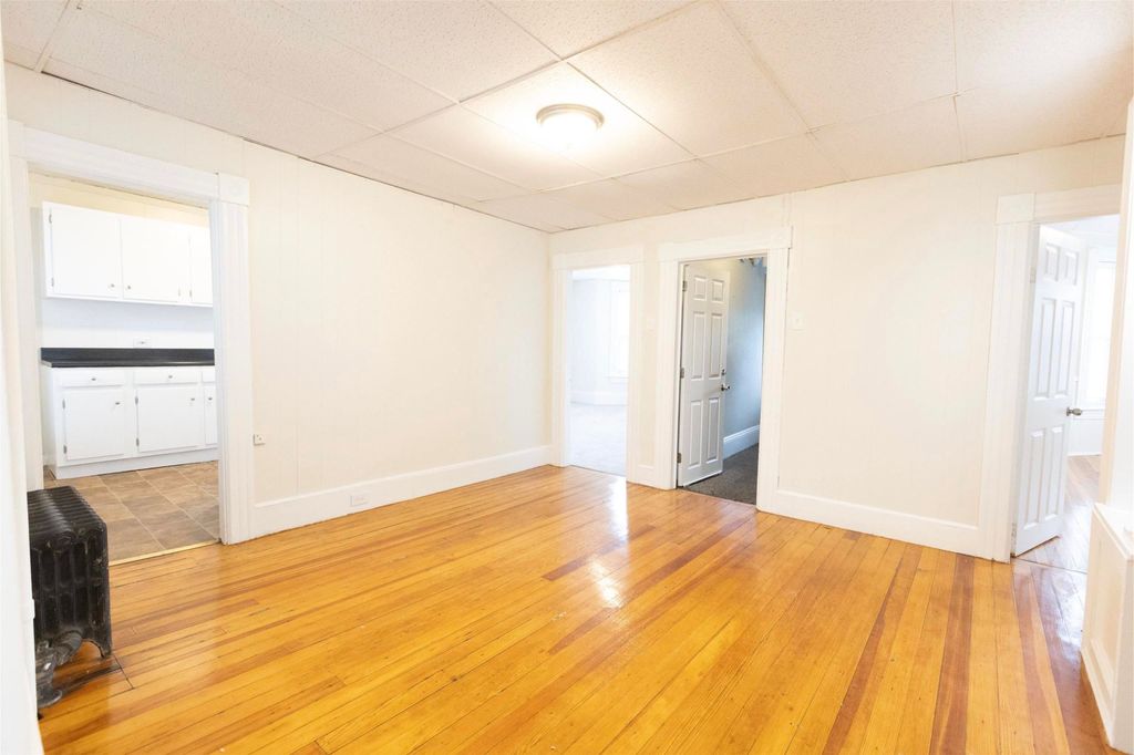 Photo of 470 Spruce Street, Manchester, NH 03103 (MLS # 5074068)