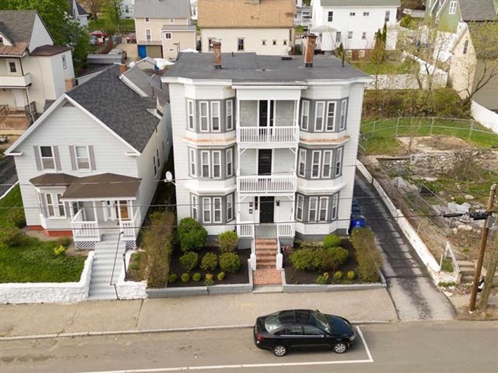 Photo of 470 Spruce Street, Manchester, NH 03103 (MLS # 5074068)