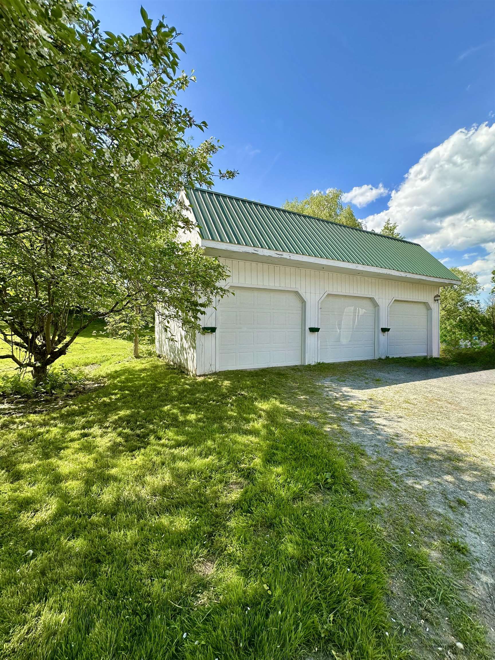 289 Pinnacle Road
