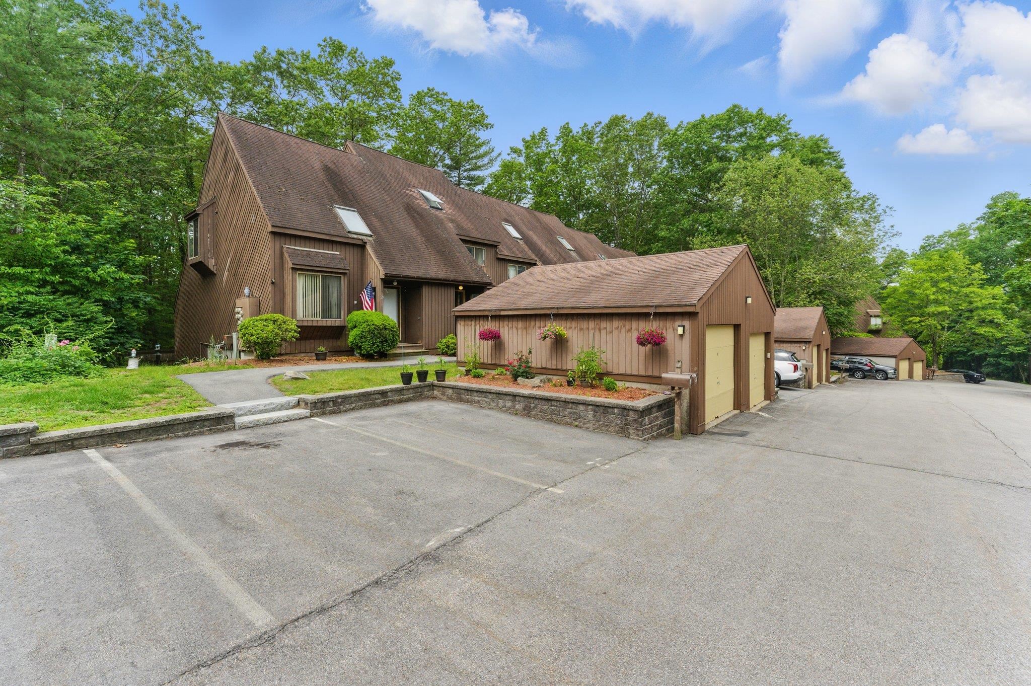 27 Silverton Drive