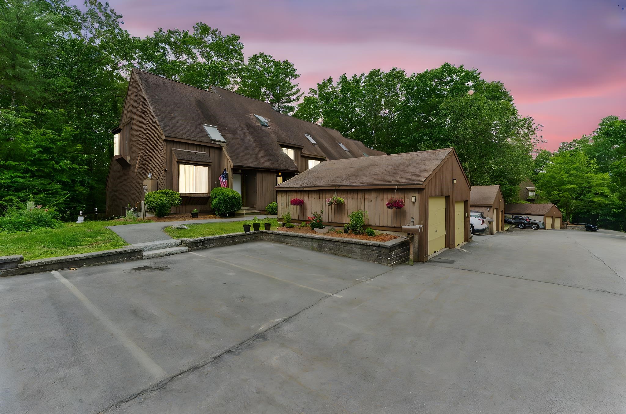 27 Silverton Drive