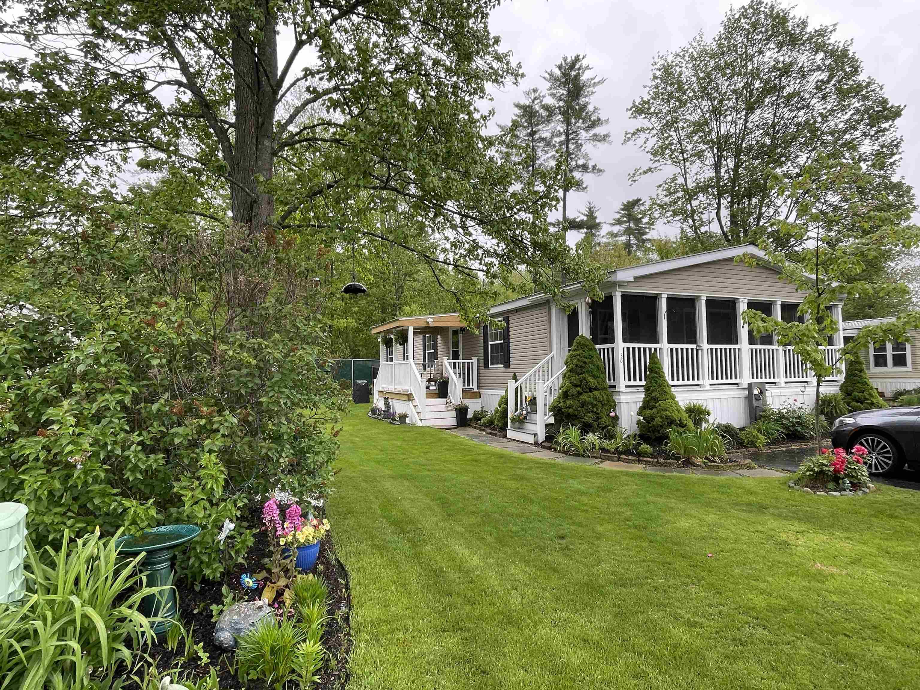 36 N Emperor Drive