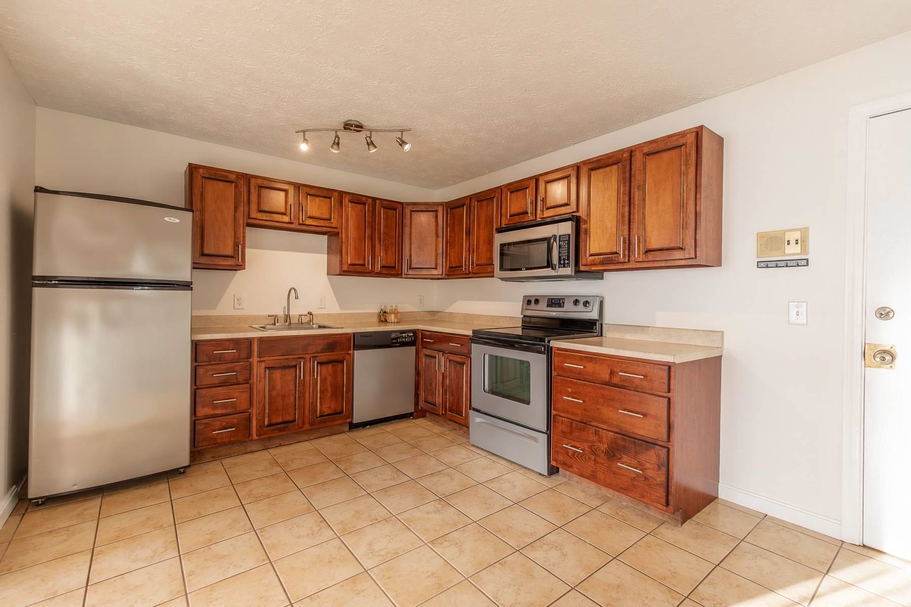 39 Old Hackett Hill Road 3F