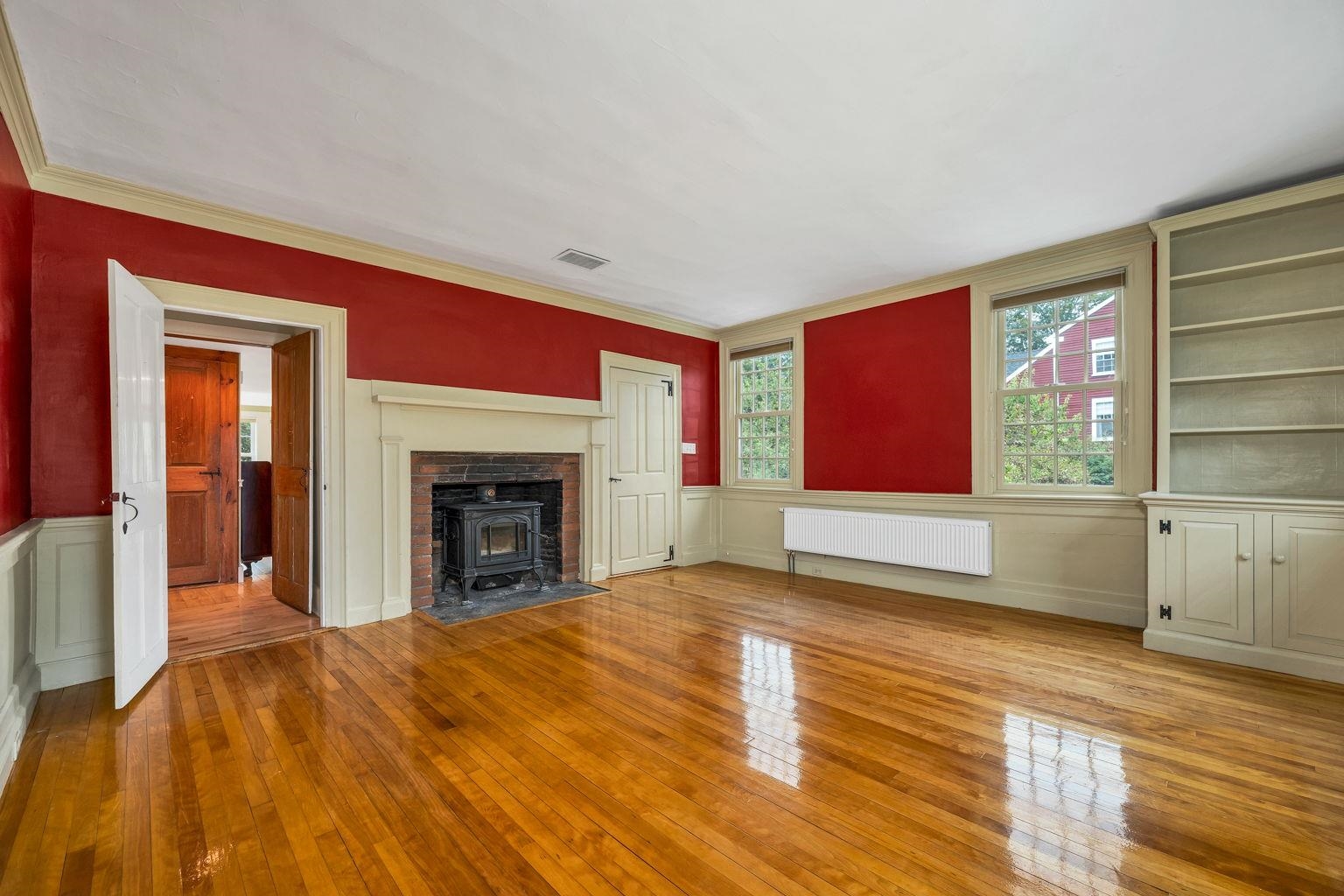 Dunbarton, New Hampshire 03046, United States, 4 Bedrooms Bedrooms, ,3 BathroomsBathrooms,Residential,Pending,204104