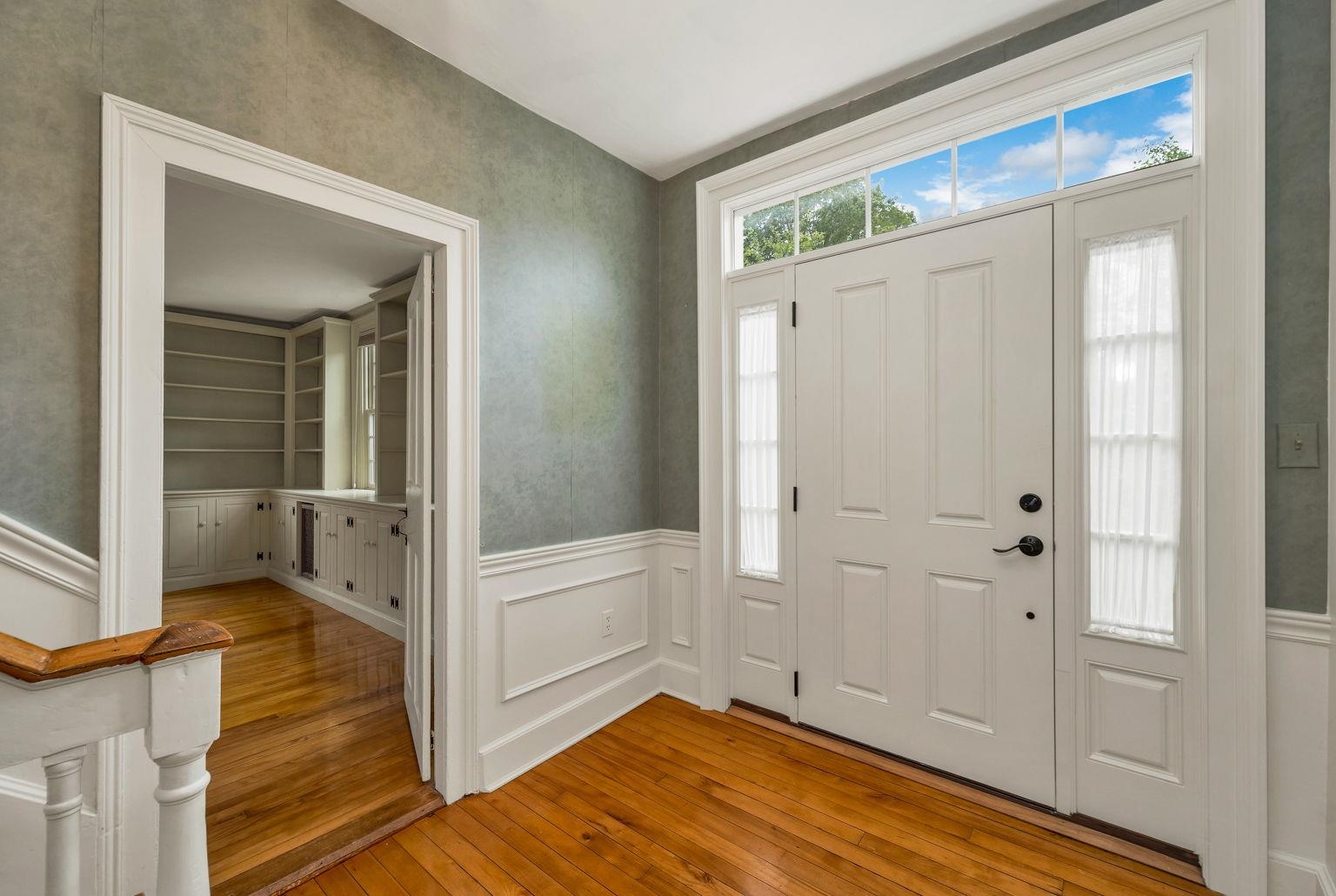 Dunbarton, New Hampshire 03046, United States, 4 Bedrooms Bedrooms, ,3 BathroomsBathrooms,Residential,Pending,204104