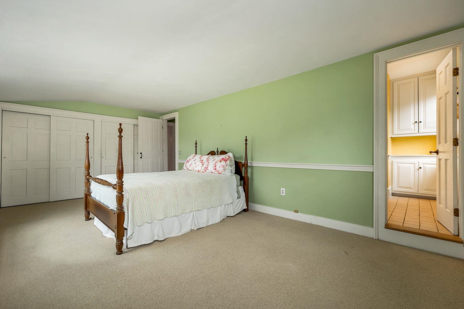 Dunbarton, New Hampshire 03046, United States, 4 Bedrooms Bedrooms, ,3 BathroomsBathrooms,Residential,Pending,204104