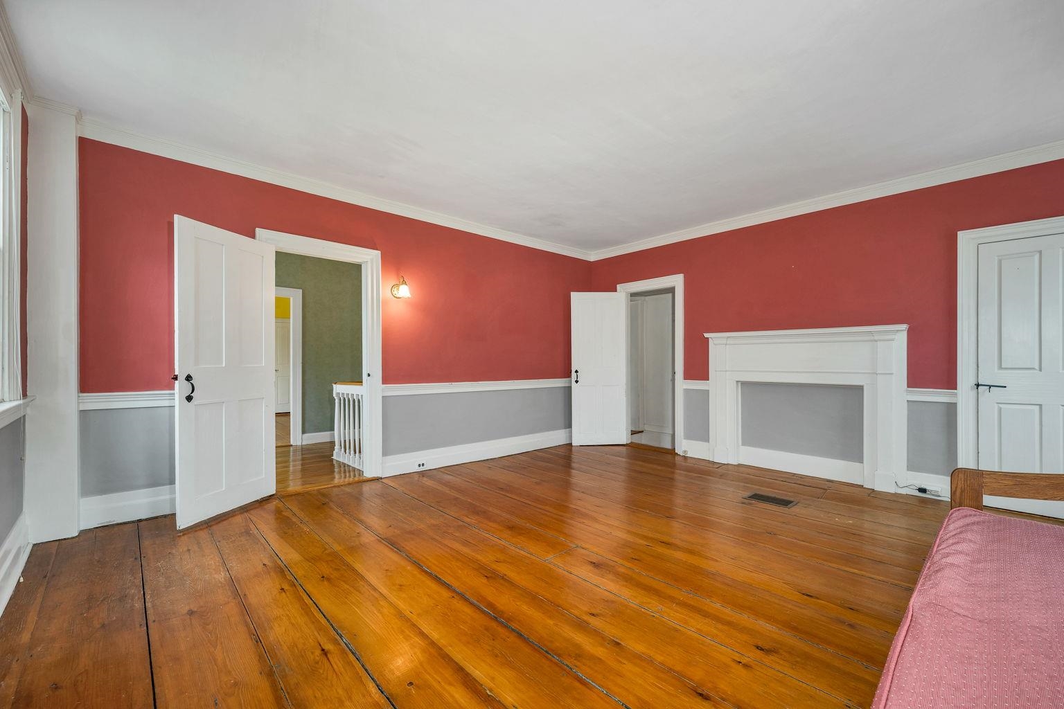 Dunbarton, New Hampshire 03046, United States, 4 Bedrooms Bedrooms, ,3 BathroomsBathrooms,Residential,Pending,204104