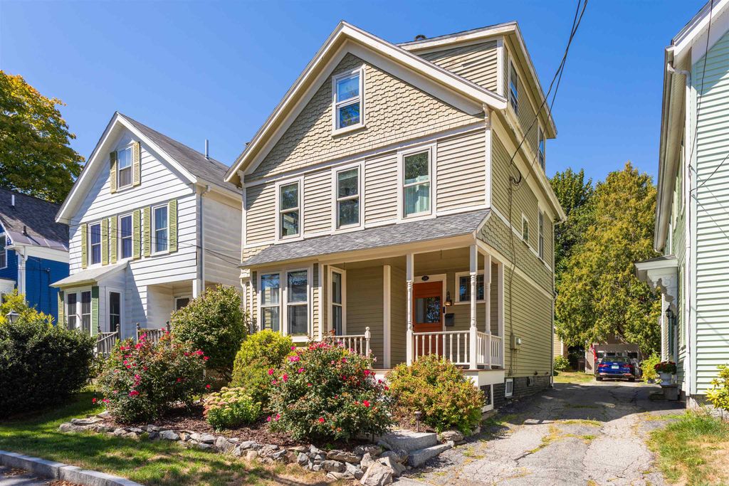 Photo of 281 Dennett Street, Portsmouth, NH 03801 (MLS # 5060658)