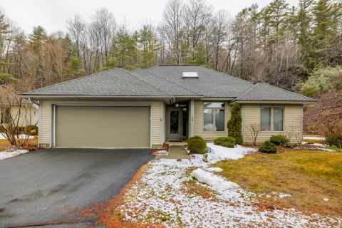 84 Iris Way Hartford VT 05001