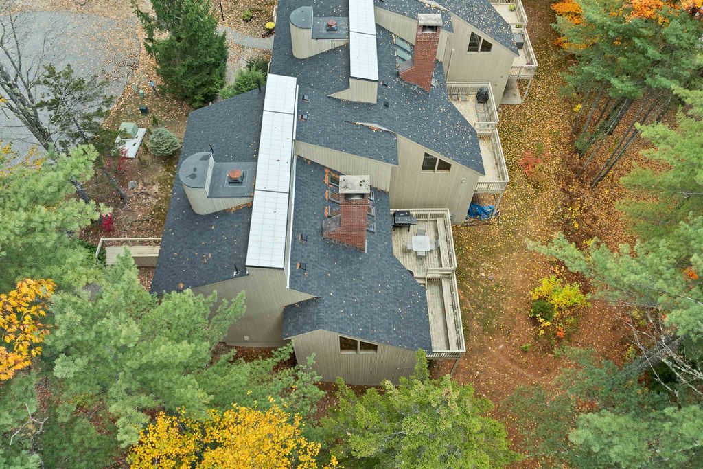 Photo of 72 Cranmore Woods Lane #4, Conway, NH 03818 (MLS # 5067280)