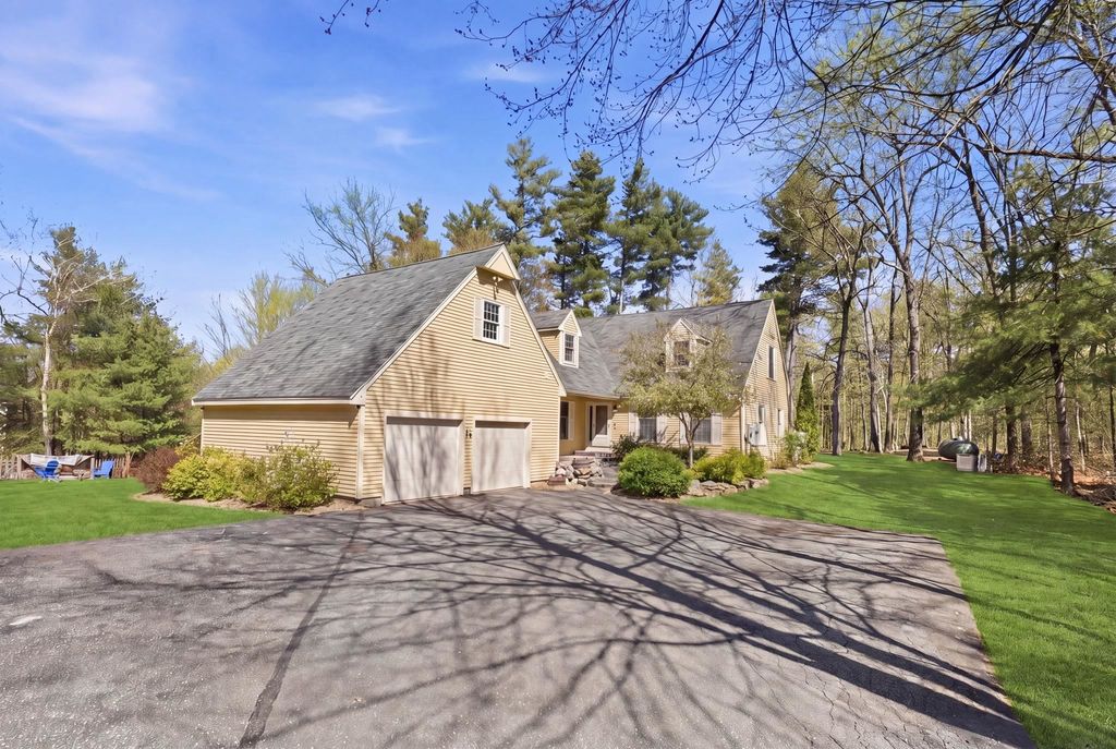 Photo of 82 Truell Road, Hollis, NH 03049 (MLS # 5083697)