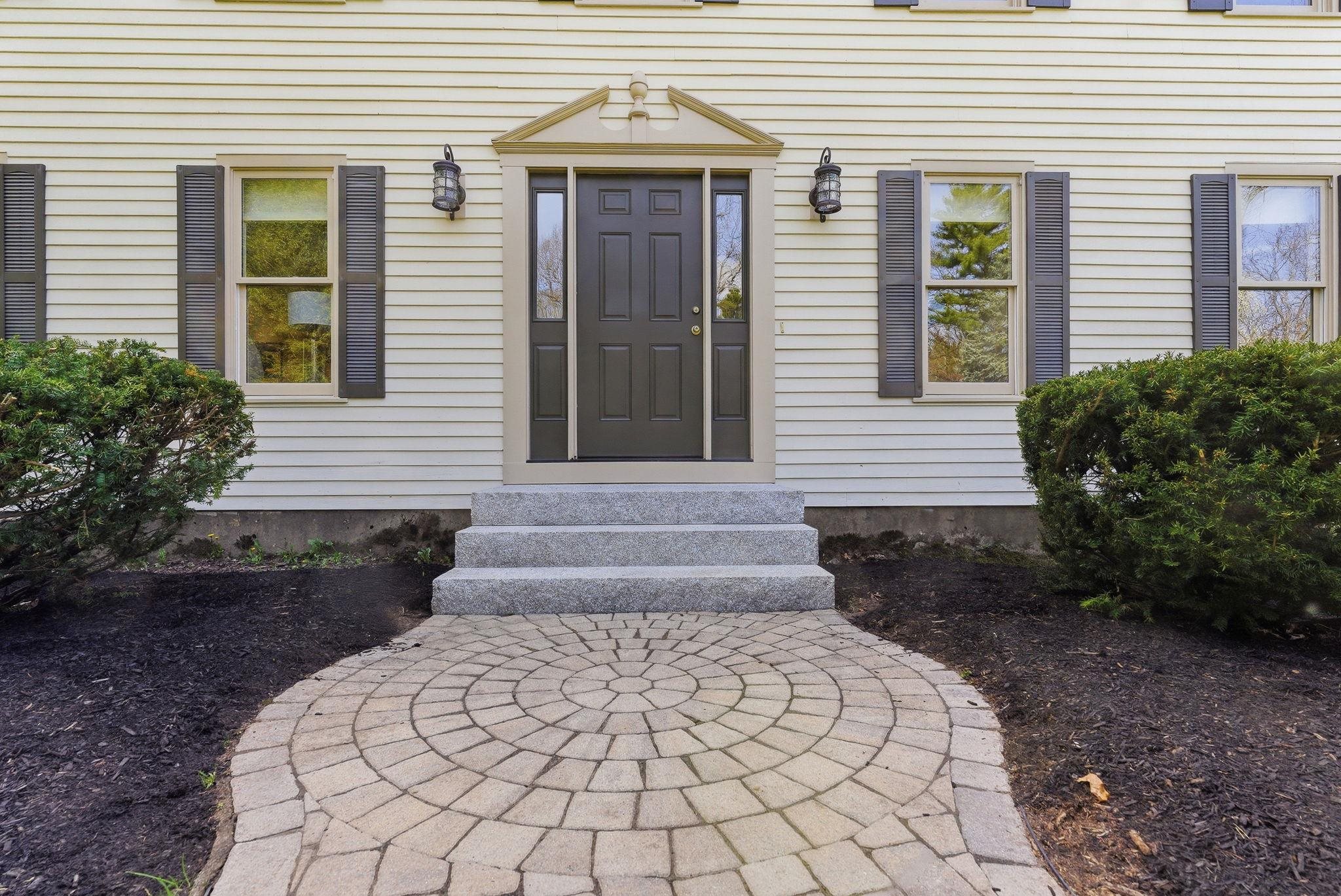 25 Buttonwood Drive