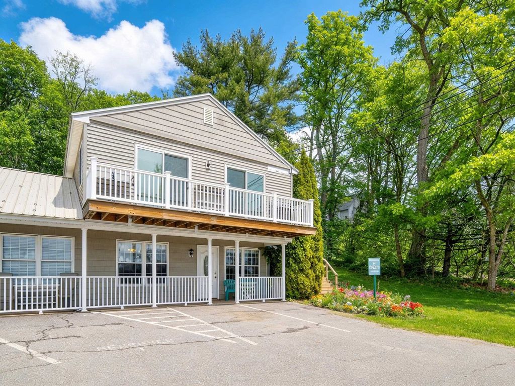 Photo of 850 Laconia Road #4G, Tilton, NH 03276 (MLS # 5083491)