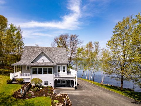 57 Farrants Point Newport City VT 05855