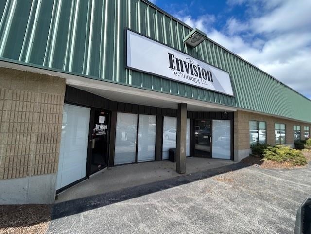 Photo 1 of 47 — 7 Perimeter Road, Manchester, NH 03103