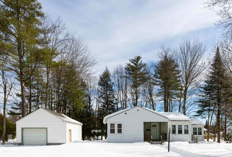 Photo of 117 Airport Road, Hartford, VT 05001 (MLS # 5078375)
