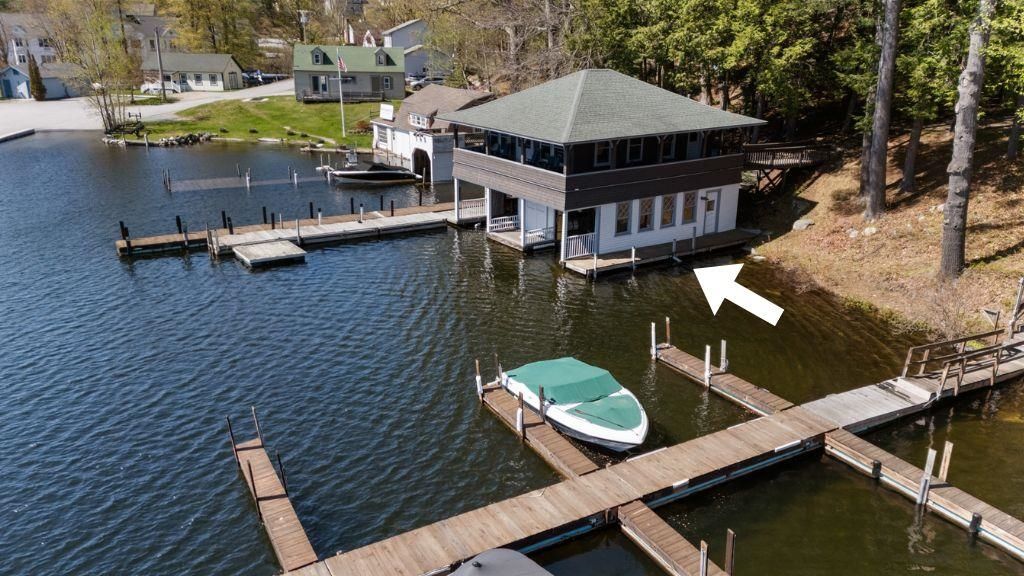 Photo of 1024 Lake Avenue, Sunapee, NH 03782 (MLS # 5049731)