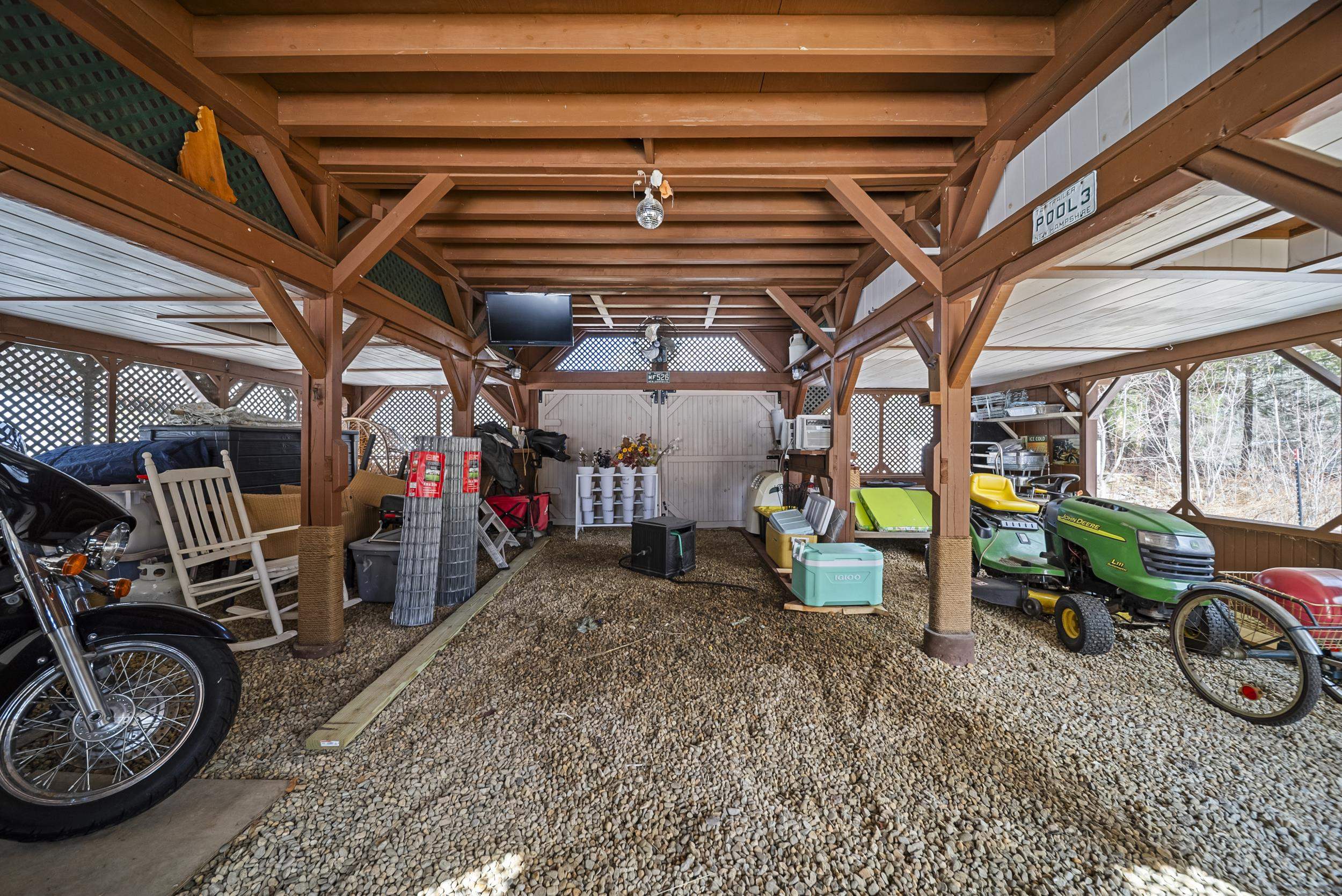 647 Cross Country Road