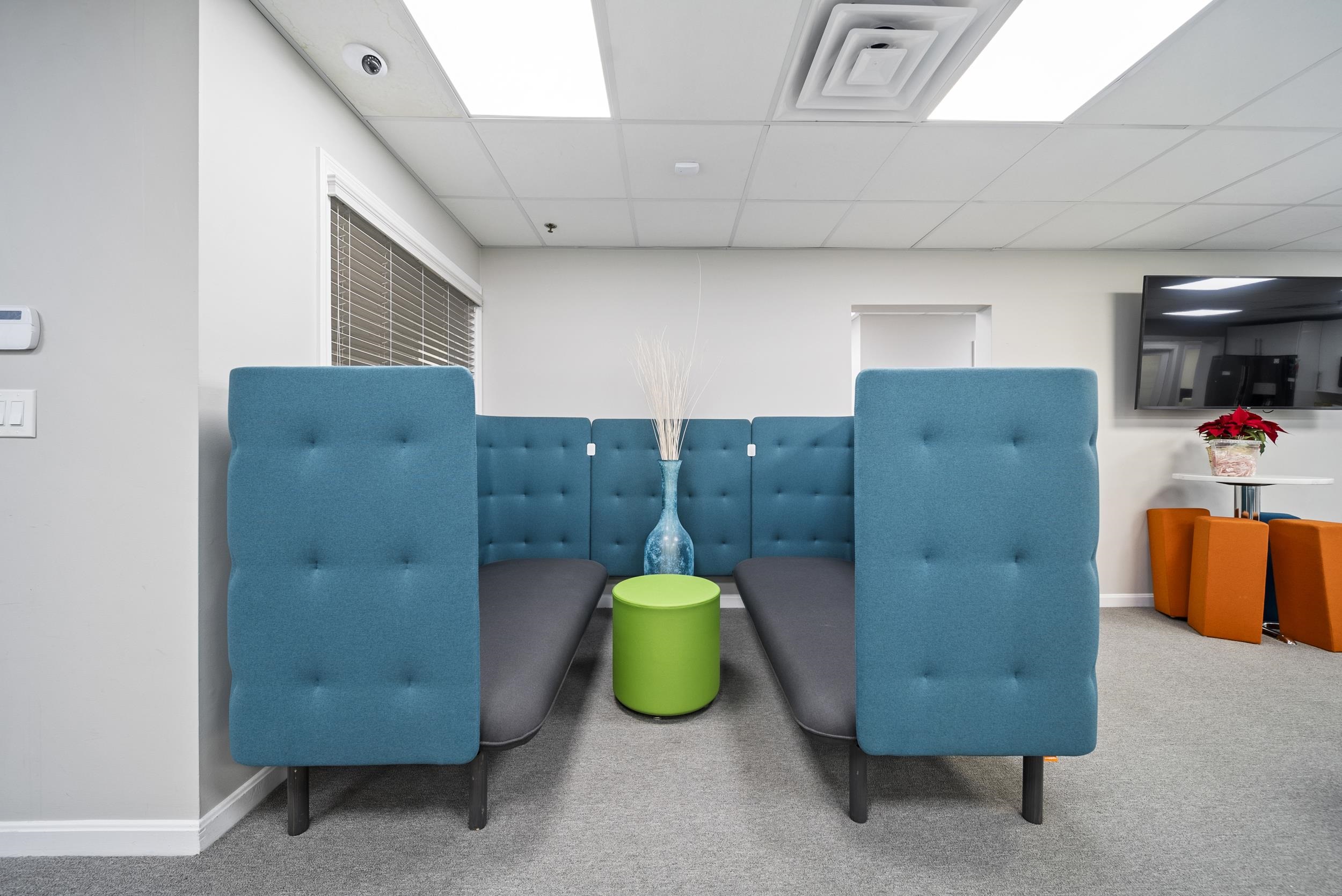 75 Gilcreast Road Suite 200