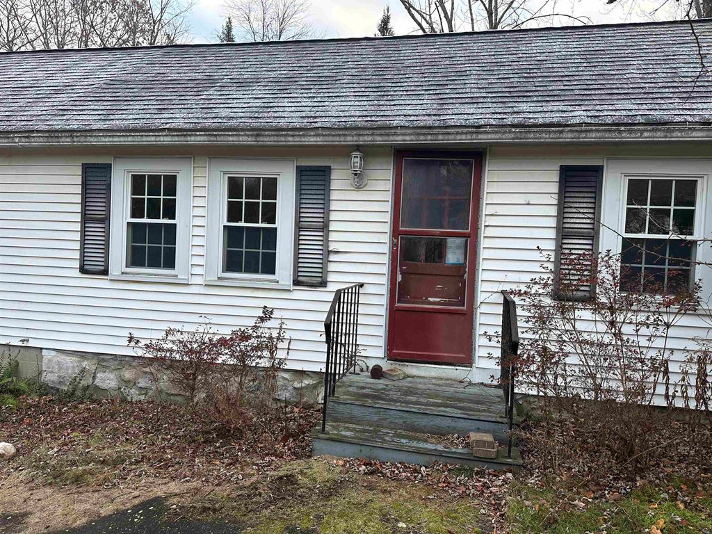 Photo of 228 Main Street, Hampstead, NH 03841 (MLS # 5074936)
