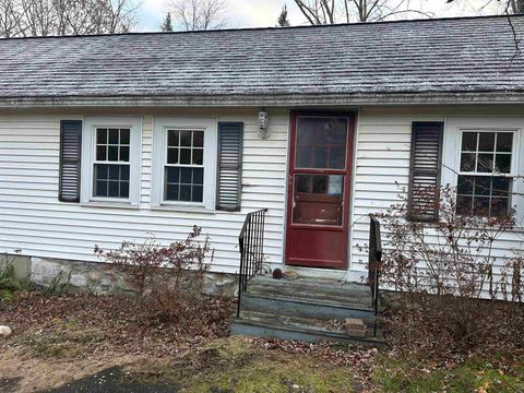 Photo of 228 Main Street, Hampstead, NH 03841 (MLS # 5074936)