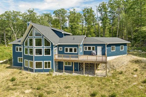 Photo of 60 Blake Hill Road, Ossipee, NH 03814 (MLS # 5081775)
