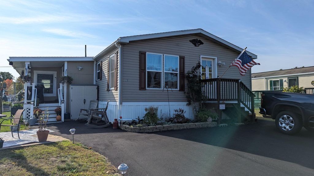 Photo of 15 Cross Wind Lane, Rochester, NH 03867 (MLS # 5063599)