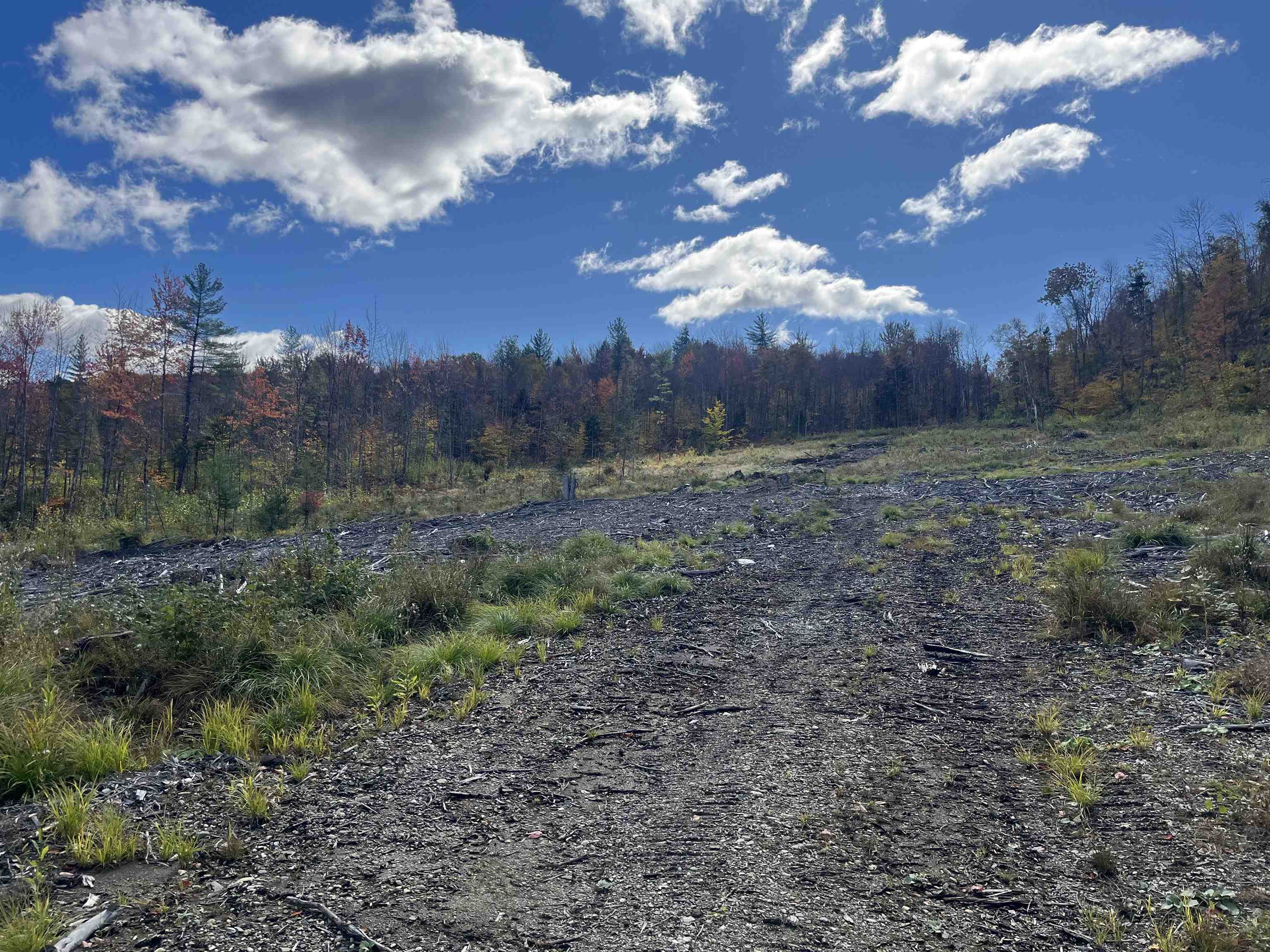 00 Messier Hill Road