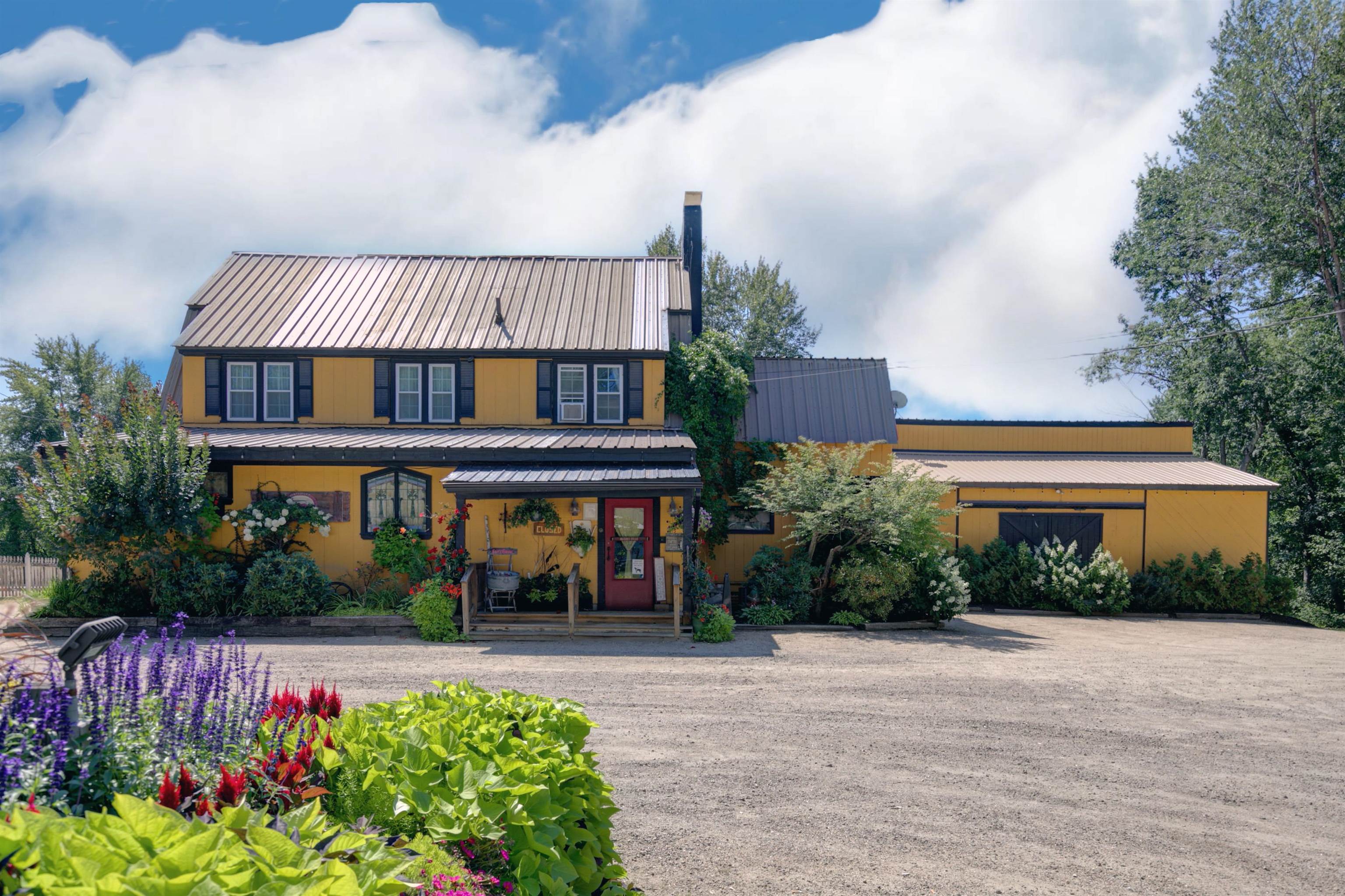 3002 White Mountain Highway