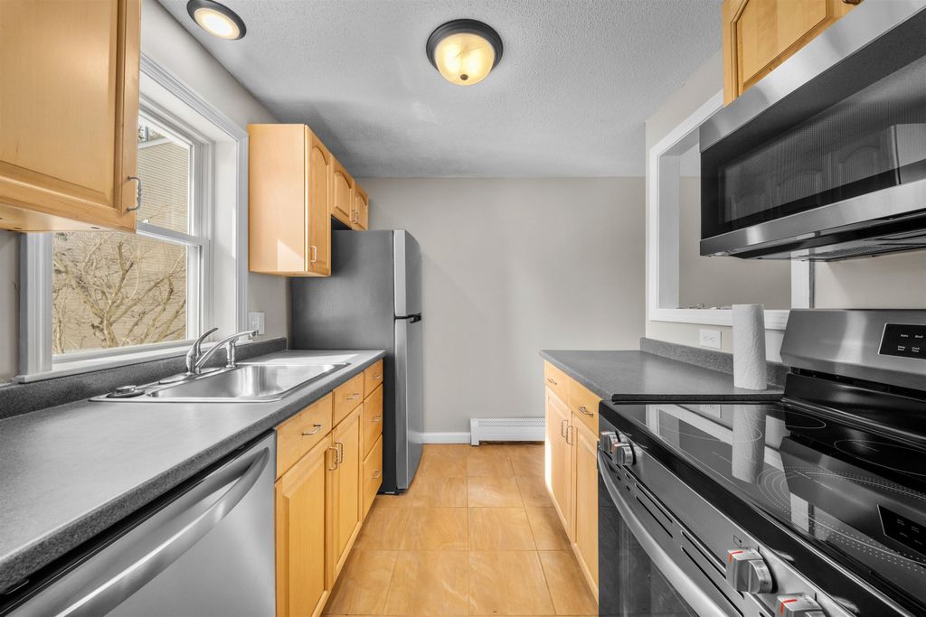 Photo of 42 Modena Drive, Concord, NH 03301 (MLS # 5078438)