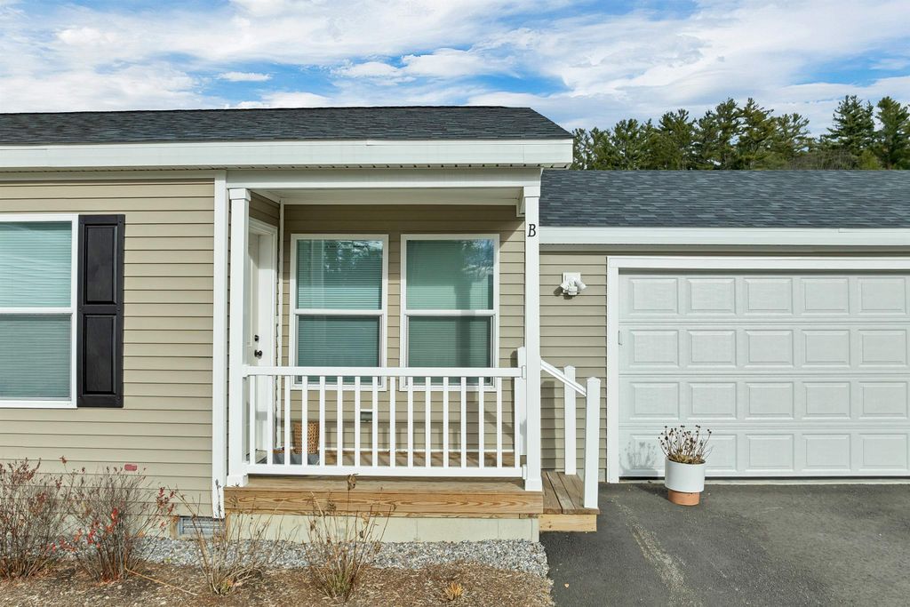 Photo of 15 Wildflower Lane, Plymouth, NH 03264 (MLS # 5070399)