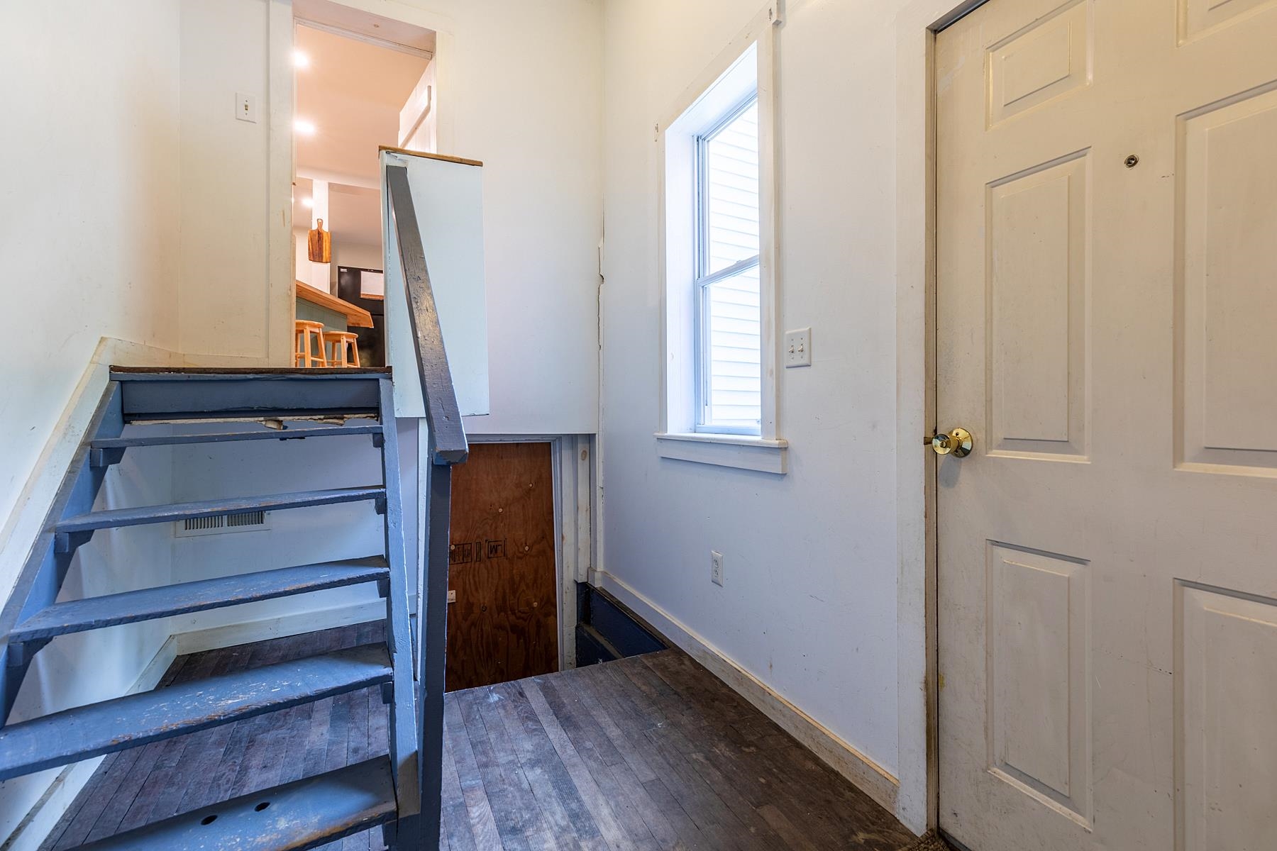 92 Pleasant Street