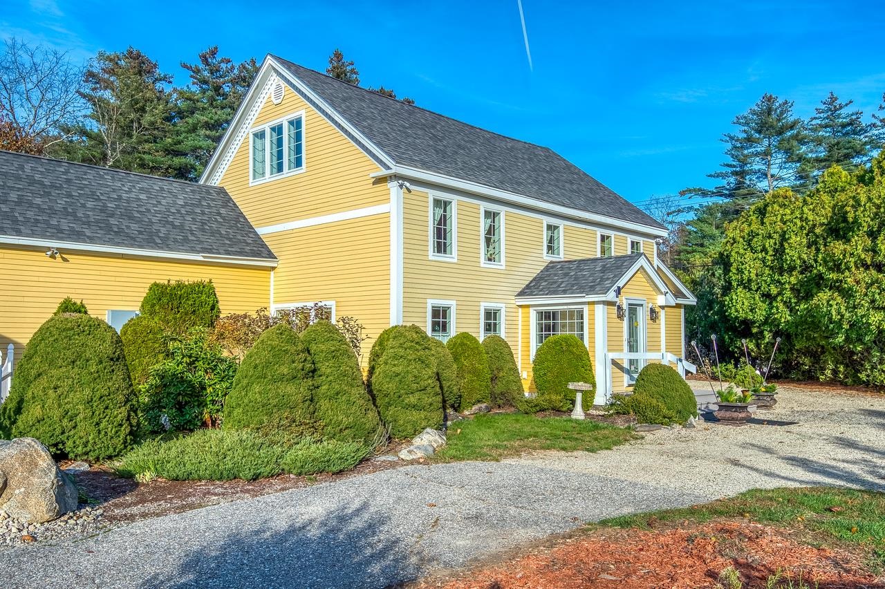 146 Calef Highway
